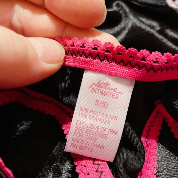 Nature Intimate lingerie - Picture 6 of 9